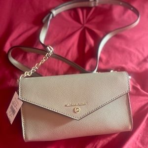Crossbody bag